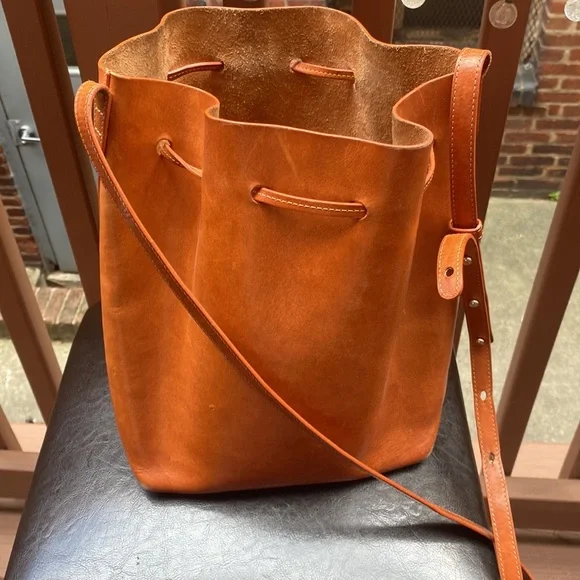 Mansur Gavriel Bucket Bag in Brandy/Brick with Raw Interior - Picture 3 of 16